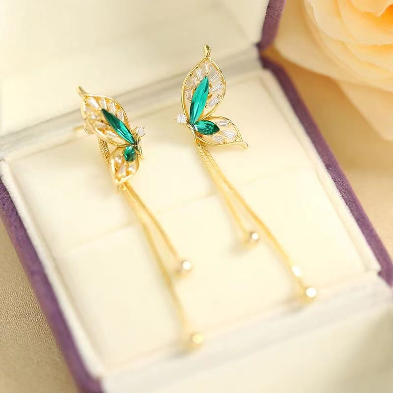 Aretes Mariposa Dorada de la Suerte®