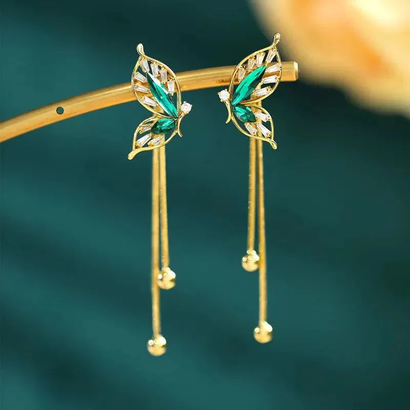 Aretes Mariposa Dorada de la Suerte®