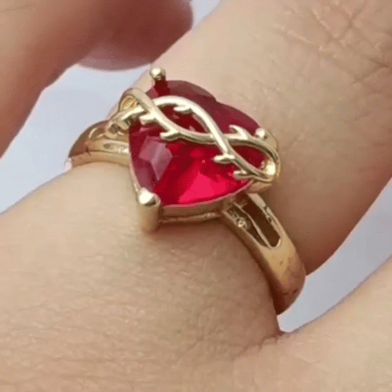 Anillo Corazón Sagrado (ORO 18K)
